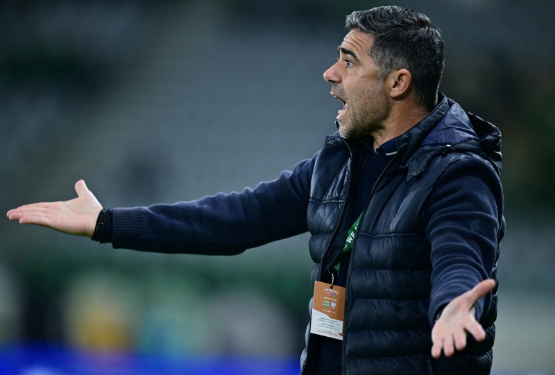 ΣΑΤΣΙΑΣ: «Μπήκαμε μουδιασμένα και φοβισμένα στο πρώτο ημίχρονο, αλλά στο δεύτερο μπήκαμε αποφασιστικά»