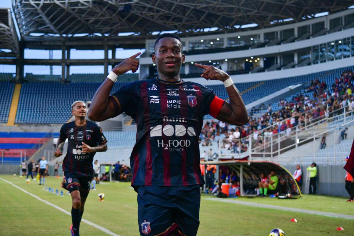 ‘Σειρήνες’ από Λάρνακα για Ροδρίγκες