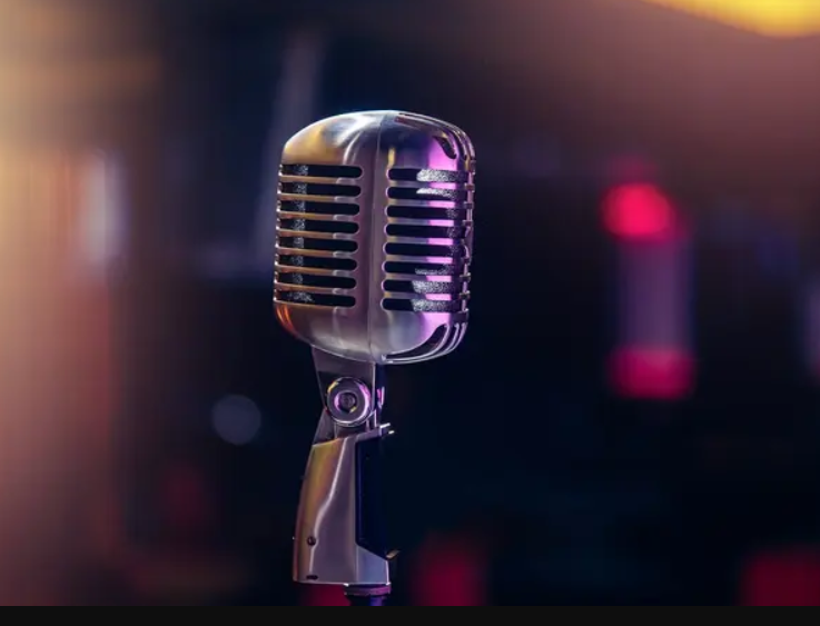 Η πρώτη αντίδραση του πασίγνωστου τραγουδιστή περί ασέλγειας