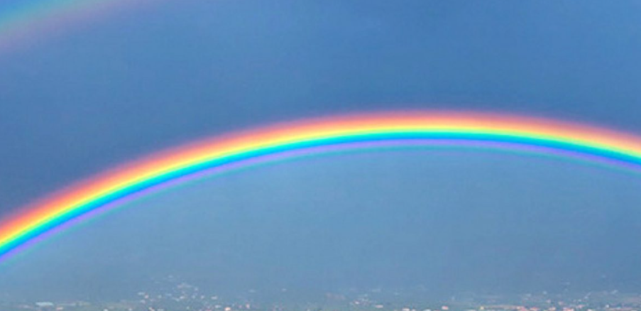 BINTEO: Μαγικά πλάνα στον ουρανό της Λάρνακας – Διπλό ουράνιο τόξο έκανε την εμφάνιση του
