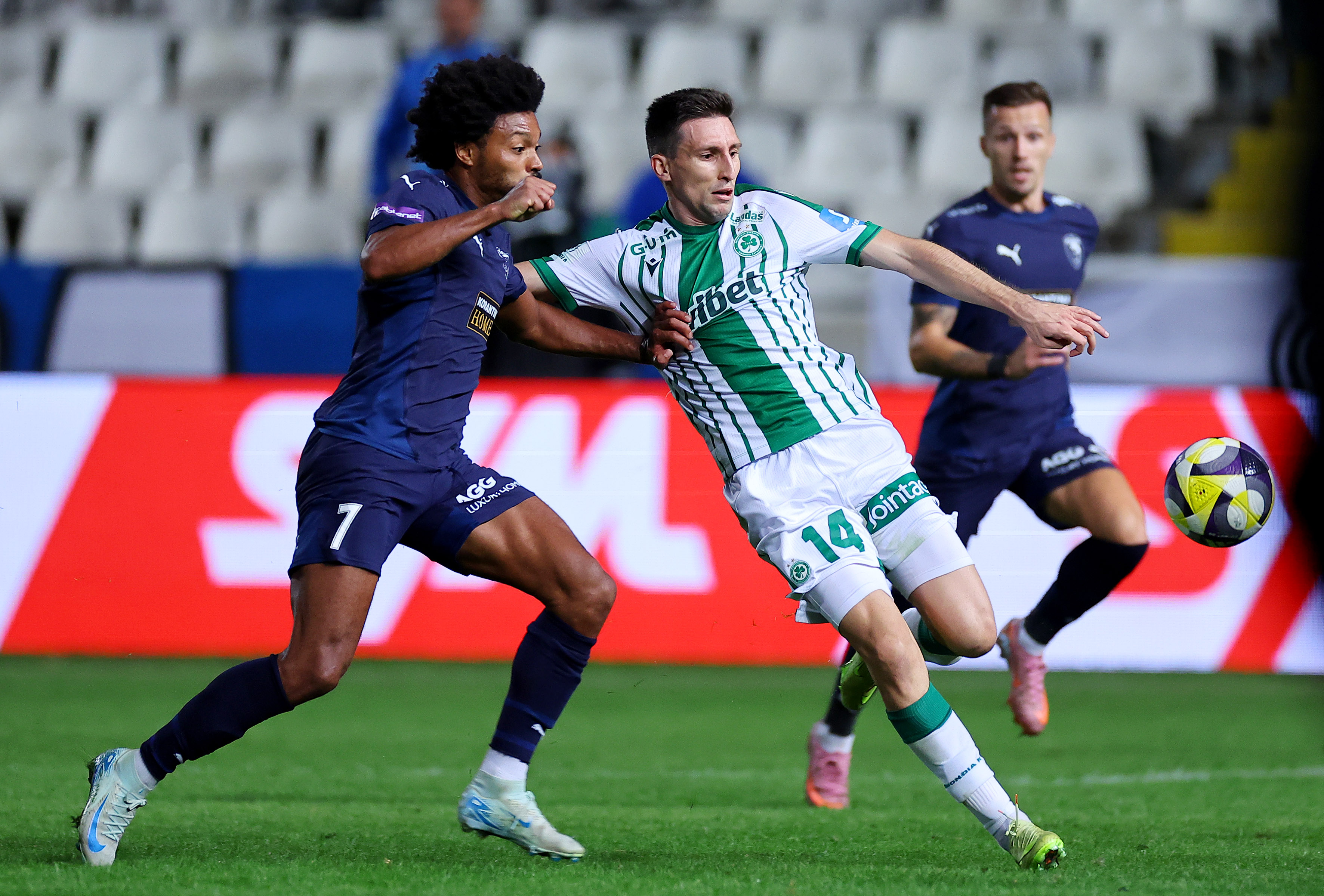 Ανατροπή μέσω VAR για την Ομόνοια...