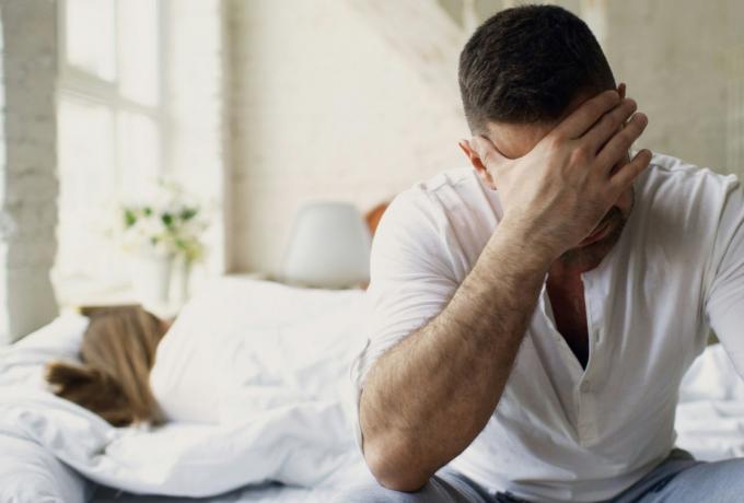 Τι είναι το «phubbing» που καταστρέφει τις σχέσεις μας - Πώς μπορούμε να το σταματήσουμε