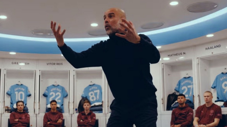 «Νιώθω μόνος όταν παίζετε έτσι»: Το ΞΕΣΠΑΣΜΑ του Γκουαρδιόλα στα αποδυτήρια της Σίτι, η κόντρα με τον Γουόκερ και το διαζύγιο που τον διέλυσε (ΒΙΝΤΕΟ)