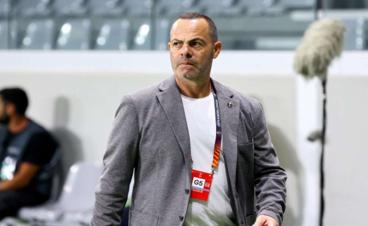 Οργιάζουν οι φήμες για αποχώρηση ιδιοκτήτη ομάδας - Κοφτή απάντηση!