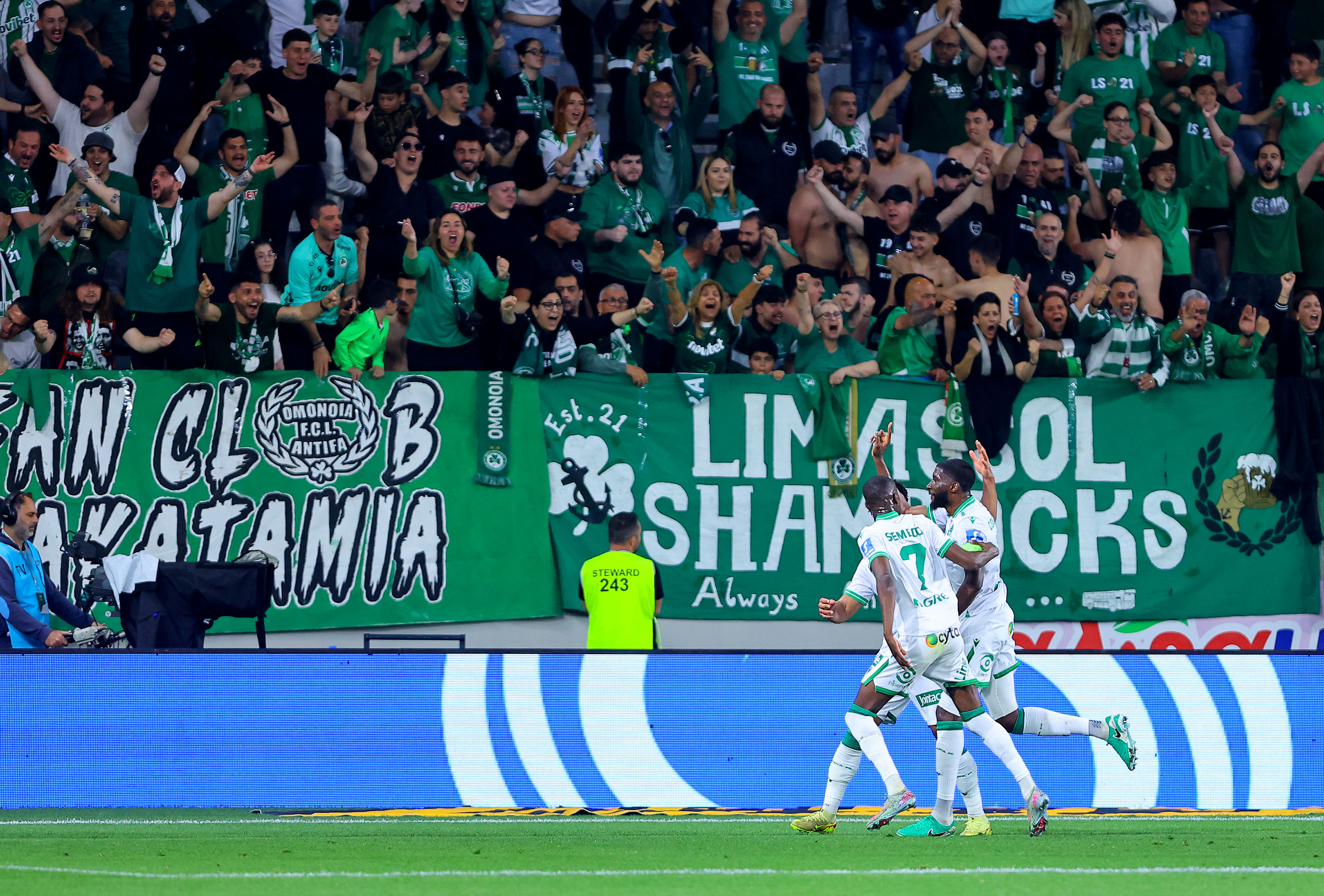 ΟΜΟΝΟΙΑ: Τον Απρίλιο το... καθάρισε, τον Μάιο το σηκώνει!