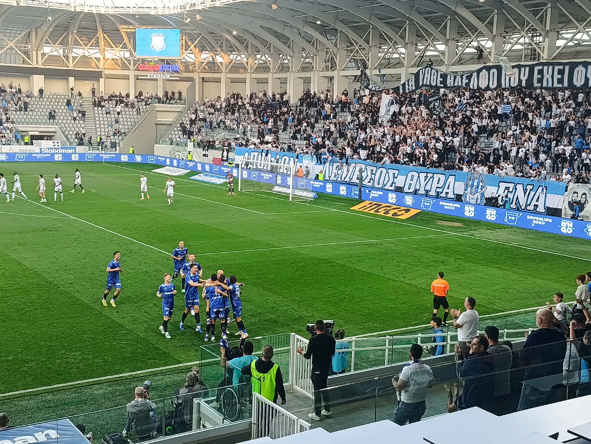 ΑΠΟΛΛΩΝ: Πρώτο για Άδωνη