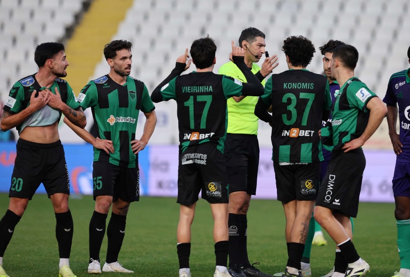 ΒΙΝΤΕΟ: Η φάση για την οποία διαμαρτυρήθηκε για πέναλτι ο Άρης και ο VARίστας είπε «όχι»