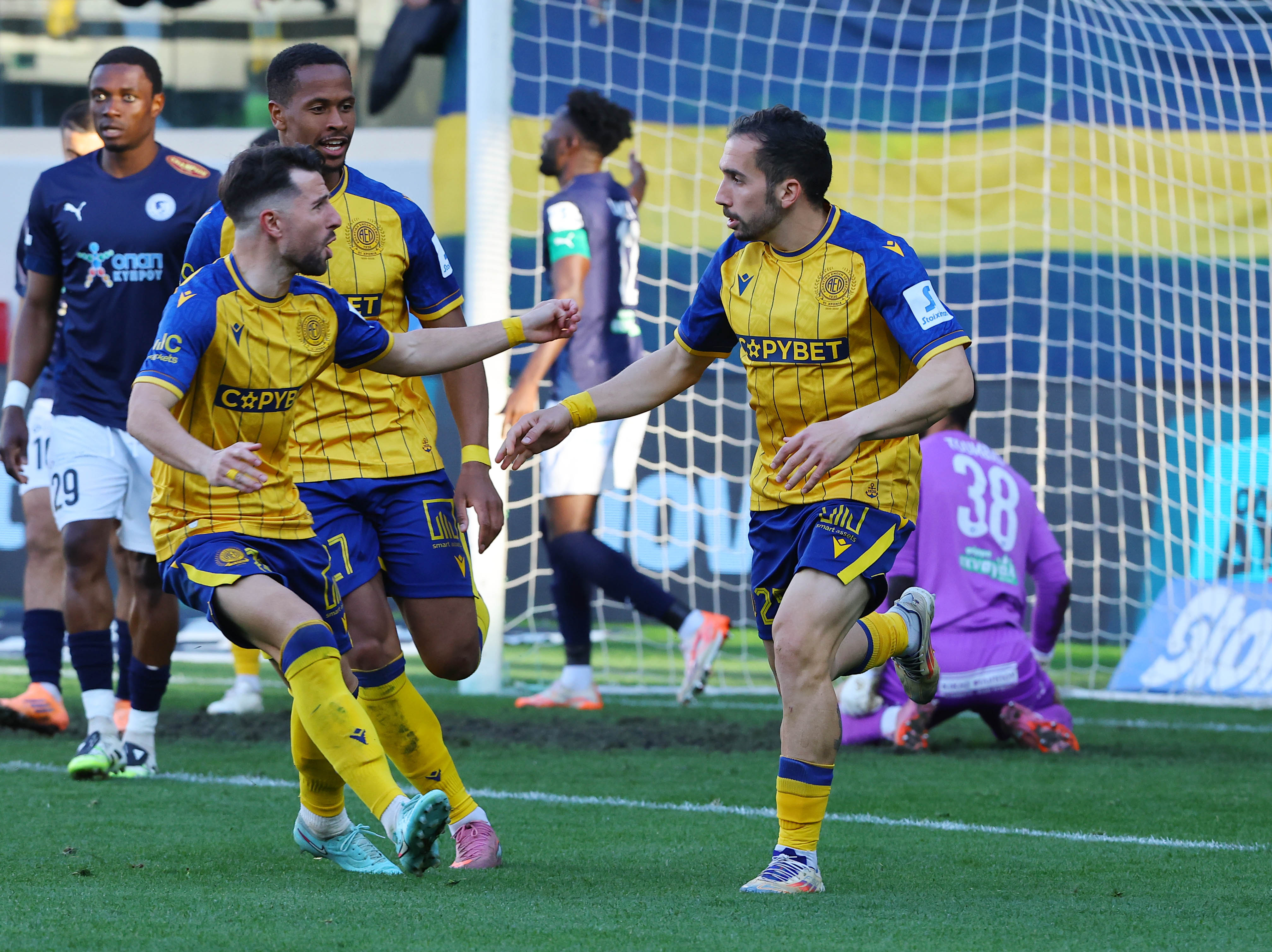 ΑΕΛ: Η έβδομη φορά 