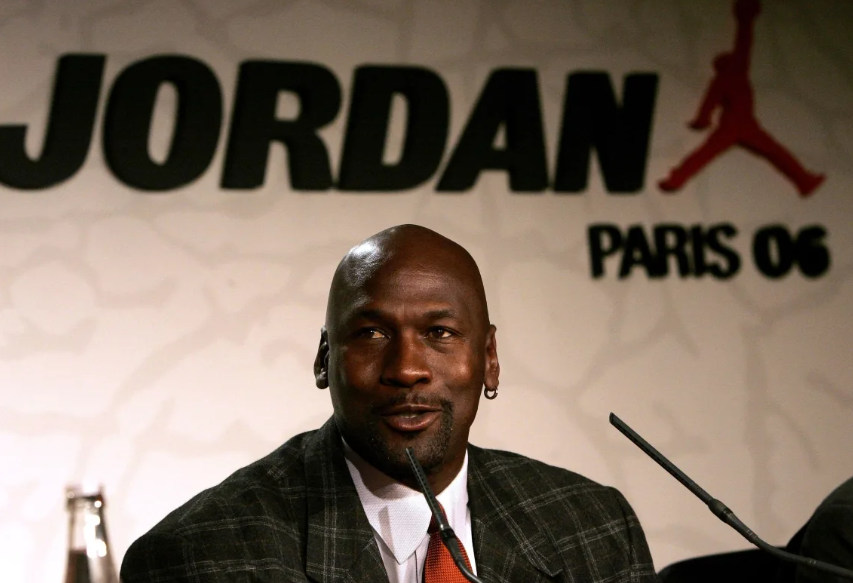 Πώς ο Μάικλ Τζόρνταν βγάζει σε έναν χρόνο υπερδιπλάσια απ’ όσα «κονόμησε» σε όλη του την καριέρα;