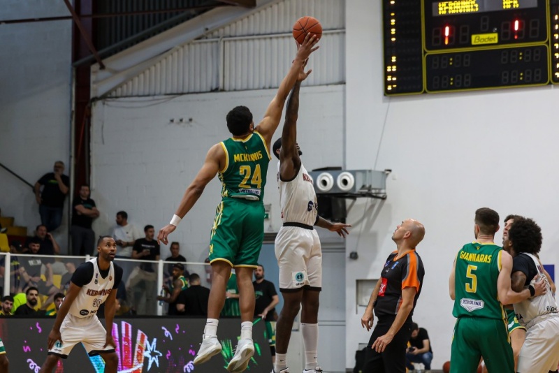 Κεραυνός-Πετρολίνα ΑΕΚ: Game 4 στον Στρόβολο με φόντο τον τίτλο