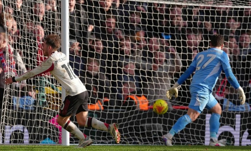 Δραματικό διπλό της Λίβερπουλ στο Νότιγχαμ - Νίκες και για Σάντερλαντ, Κρίσταλ Πάλας