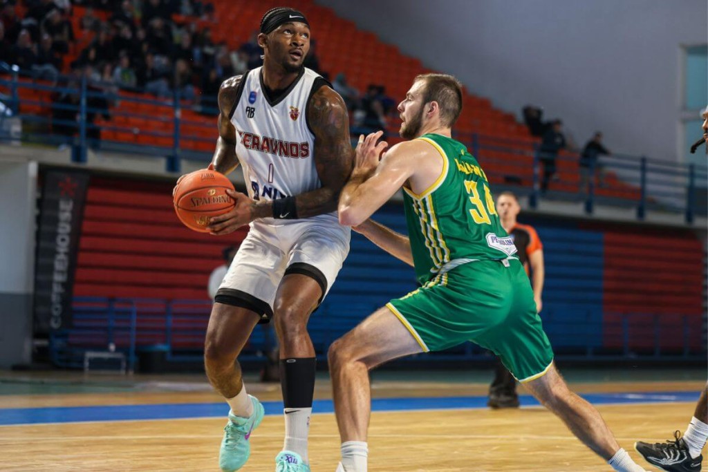 Final-4: Συναρπαστικός ημιτελικός, νικητής  ο Κεραυνός που πάει ΤΕΛΙΚΟ κόντρα στην ΑΕΛ!