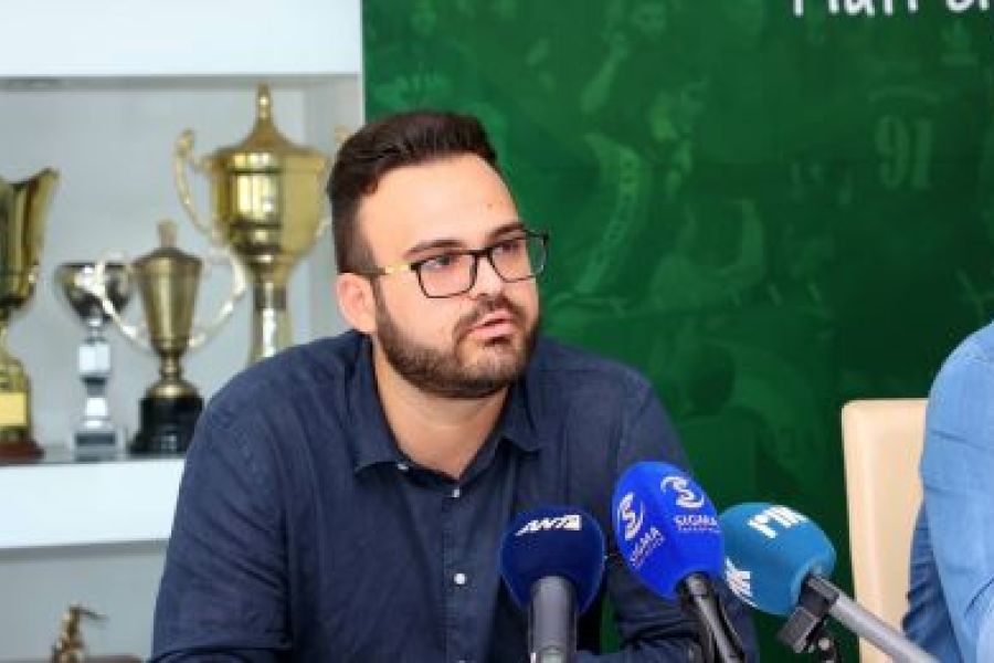 «Στην Κύπρο ο Σάπινεν - Ο Ολυμπιακός δεν θα ξεπουλήσει κανέναν»