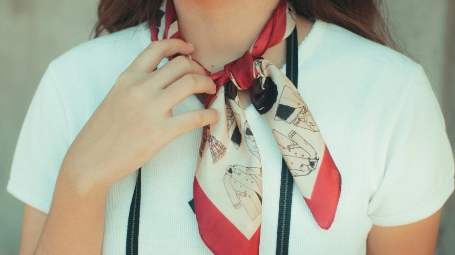 «Χωρίς εμπειρία... 2.500»: Πόσα χρήματα κερδίζει μια συνοδός σε πολυτελή γιοτ