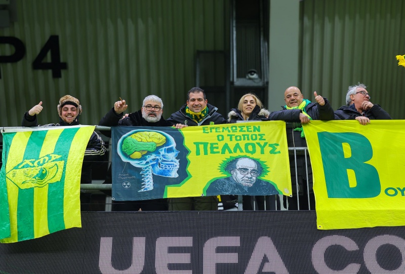 ΕΠΙΚΟ πανό ΑΕΚτζήδων στη Σουηδία με ατάκα… Μικελλιδη! (ΦΩΤΟΓΡΑΦΙΑ)