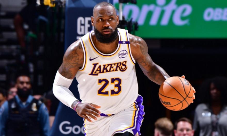 Τέσσερις ομάδες του NBA «ψάχτηκαν» για ΛεΜπρόν Τζέιμς!
