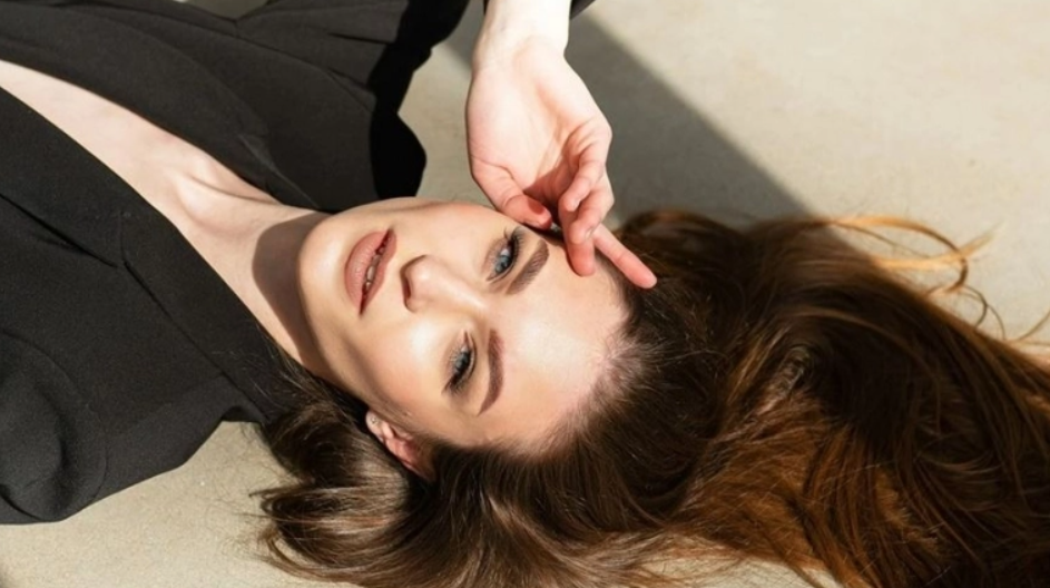 7 πράγματα στη ζωή που πρέπει πάντα να κρατάς μυστικά, όσο άνετα κι αν νιώθεις με κάποιον