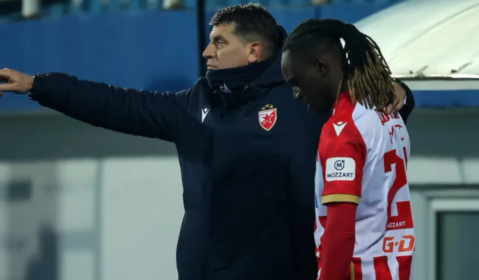 Σερβικό δημοσίευμα για ΑΠΟΕΛ - «Ντράζιτς, Ντάλσιο, χωρίς μισθούς τρεις μήνες»