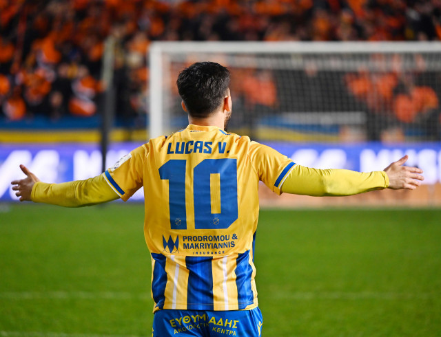 "Η Κύπρος είναι πολύ όμορφη, υπέροχη ομάδα ο ΑΠΟΕΛ"