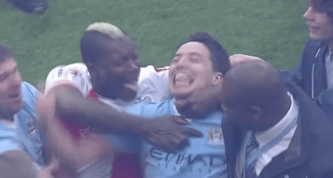 Περισσότερες από 200 παραγγελίες φαγητού παγίδεψαν πρώην αστέρα της Άρσεναλ και της Σίτι