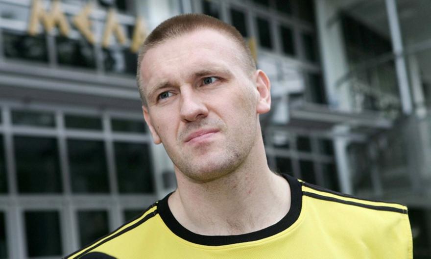 Έφυγε από τη ζωή σε ηλικία 50 ετών πρώην παίκτης των ΑΕΚ και Άρη