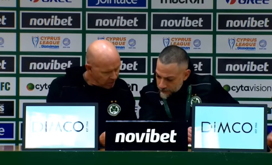 Επικό σκηνικό με Μπεργκ στη συνέντευξη Τύπου - Η live αντίδραση του για το γκολ που ακυρώθηκε (ΒΙΝΤΕΟ)