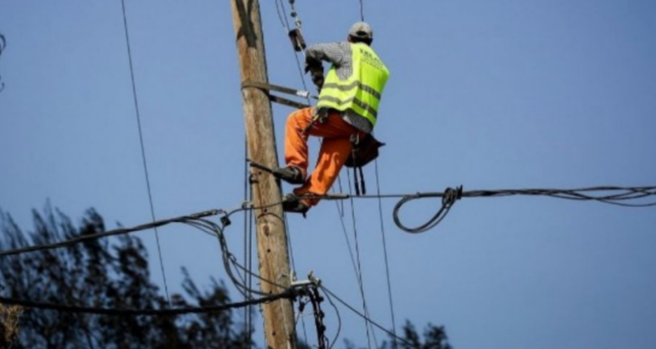 Προειδοποιεί η ΑΗΚ: Θα μείνουν χωρίς ρεύμα πολλές περιοχές - Δείτε πού και ποιες ώρες
