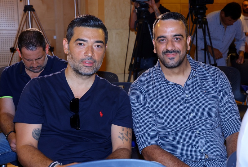 Πλάι-πλάι Φανούριος Κωνσταντίνου και Νικόλας Λεβέντης μετά την… ολιγόλεπτη ανούσια «κόντρα»!