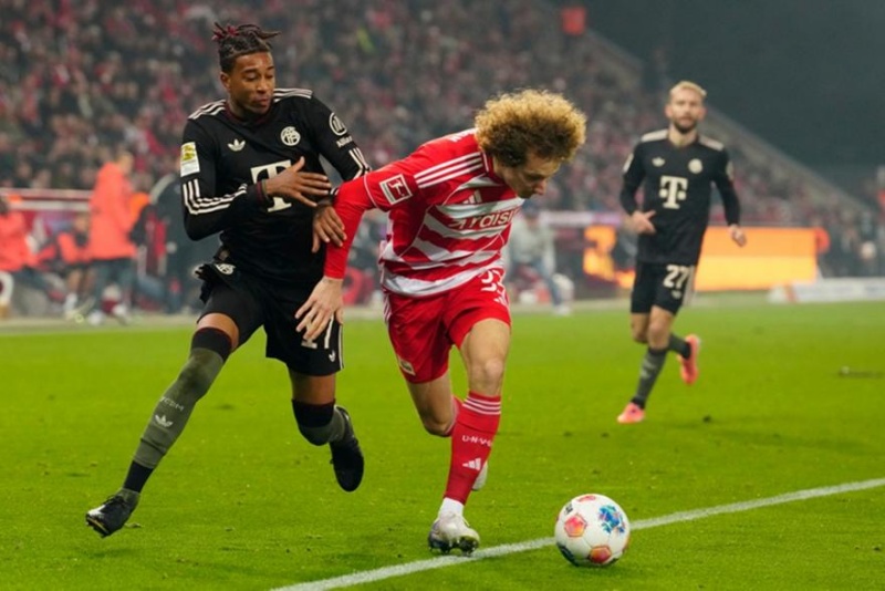 Πρώτο στραβοπάτημα για την αλάνθαστη Μπάγερν, γλίτωσε τα… χειρότερα με Κέιν (ΑΠΟΤΕΛΕΣΜΑΤΑ)