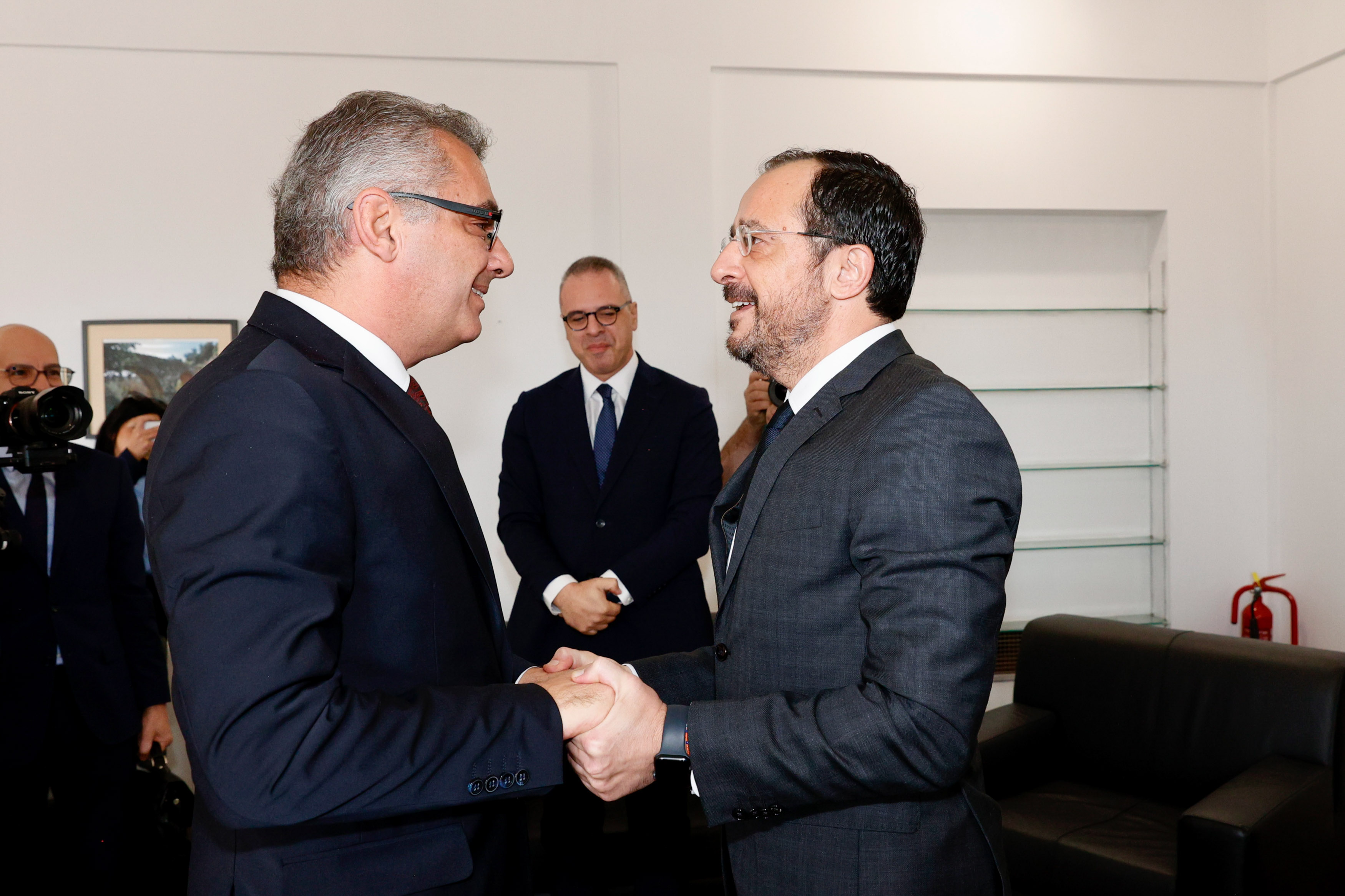 Αυτό είναι το πακέτο μέτρων του Ερχιουρμάν – Πρόταση σε Χριστοδουλίδη για ποδοσφαιρικούς αγώνες!