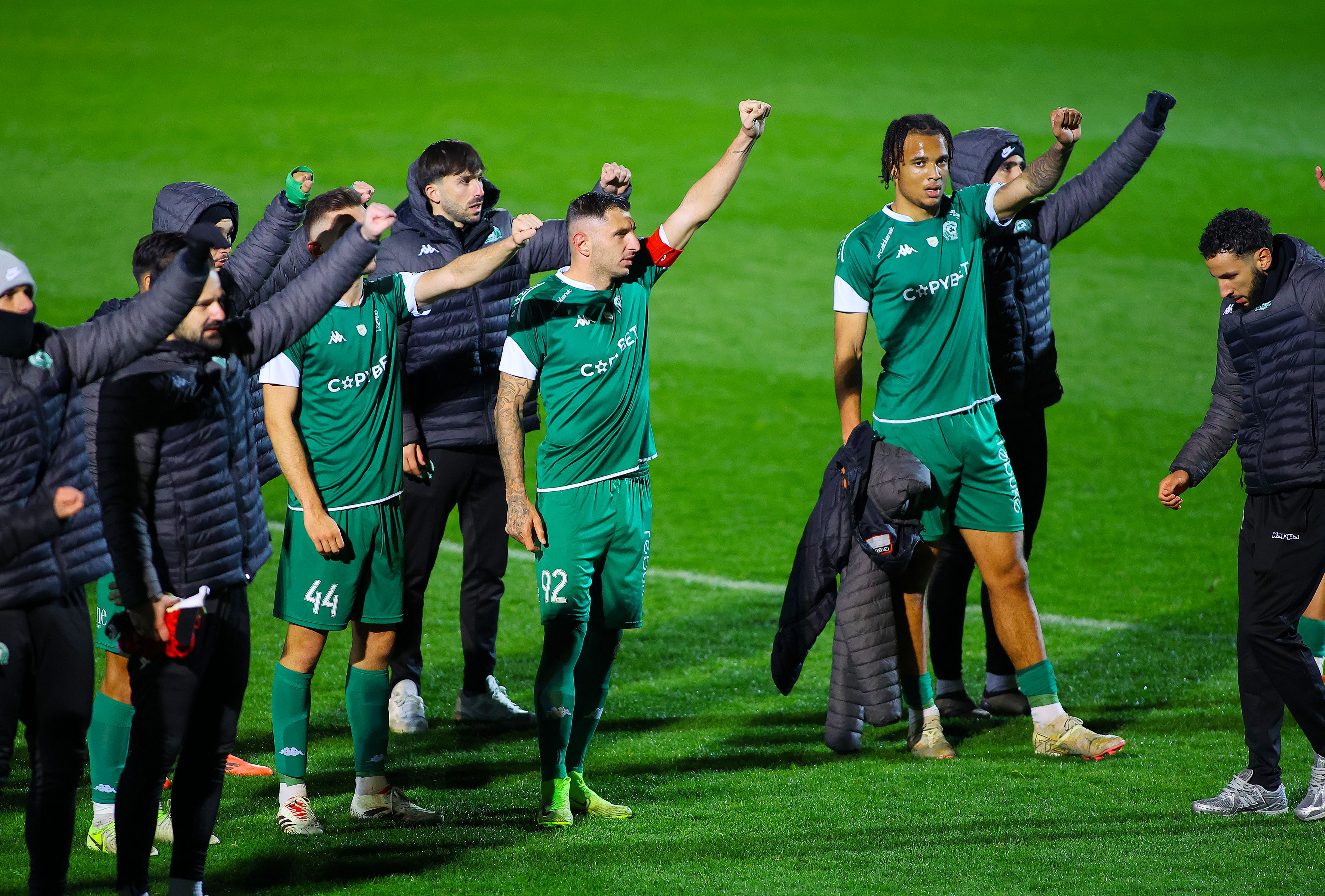 Από Εθνικό και Ομόνοια 29Μ στον...  Ερυθρό Αστέρα!