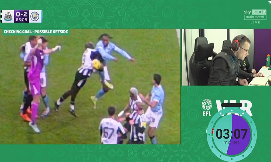 Μετρήστε μαζί μας: Όλα τα λεπτά που χρειάστηκαν VAR και διαιτητής για να τα κάνουν μαντάρα στο δεύτερο γκολ του Σεμένιο (BINTEO)