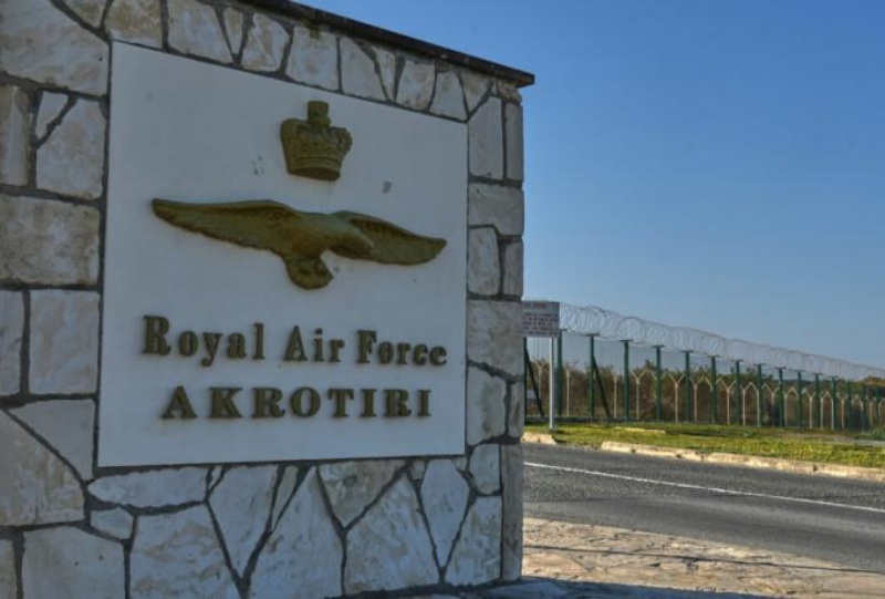 Νέος συναγερμός στο Ακρωτήρι: Ηχούν ξανά οι σειρήνες - Δείτε το μήνυμα που έλαβαν οι κάτοικοι