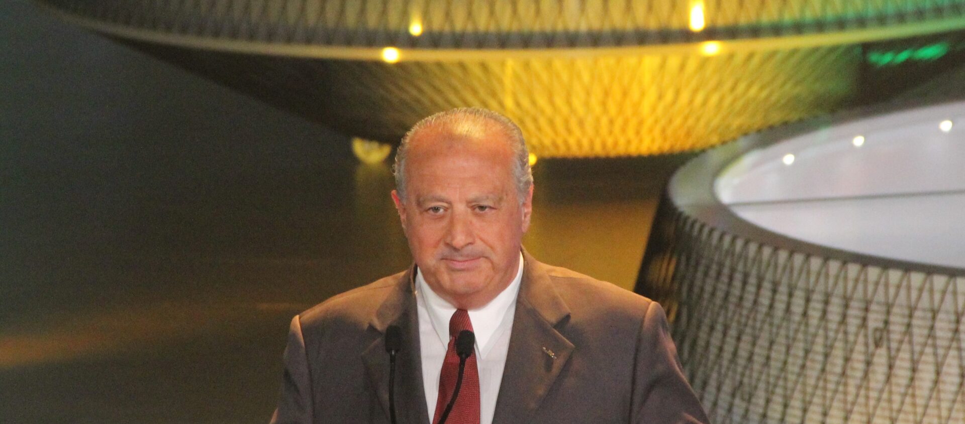 Οράσιο Μουρατόρε: Ο πρόεδρος που δεν ήθελε τα φώτα, αλλά άλλαξε τους κανόνες του παιχνιδιού