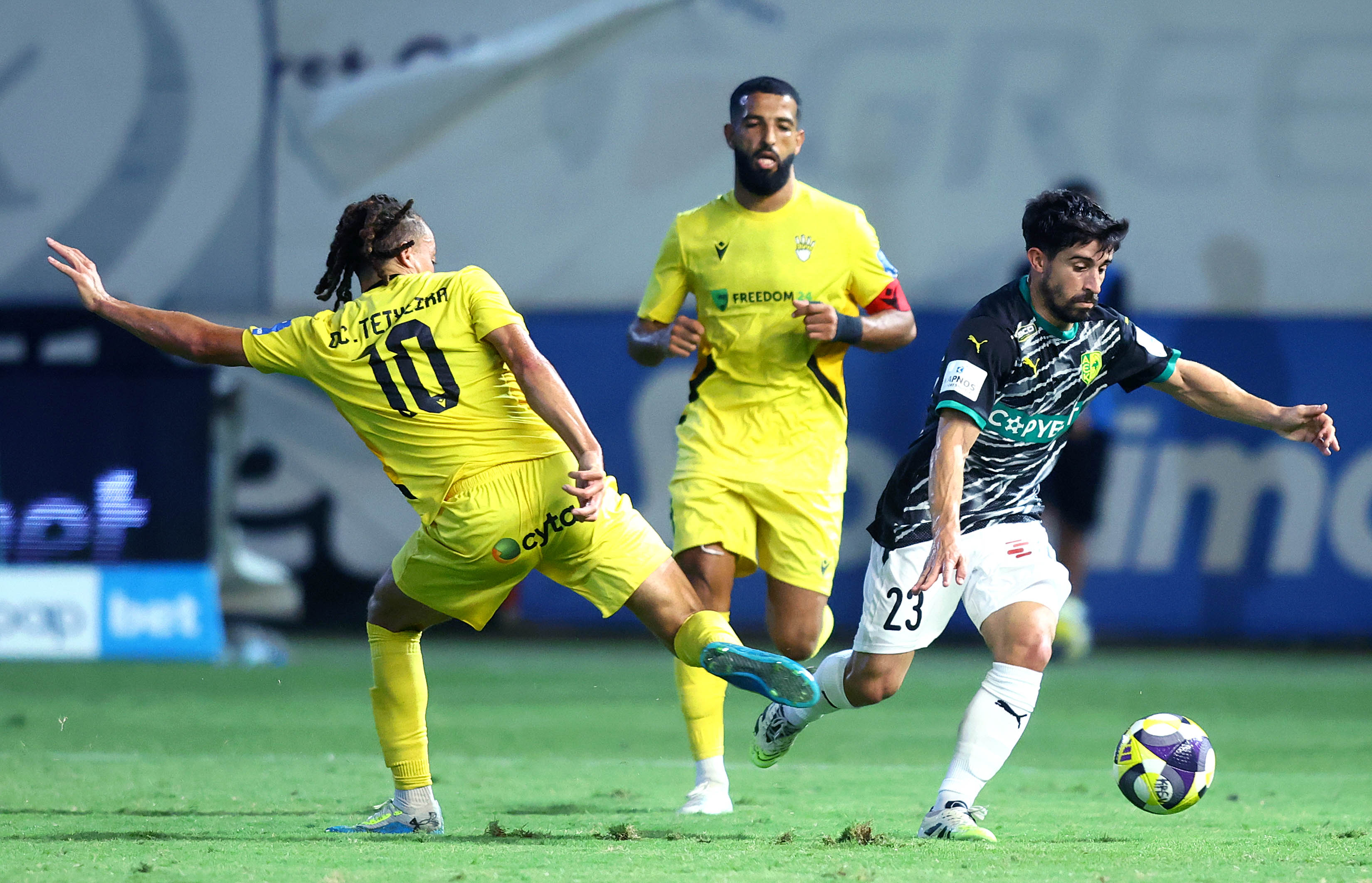 ΑΕΚ-ΕΝΥ: Νίκη χωρίς να ανεβάσει ταχύτητα