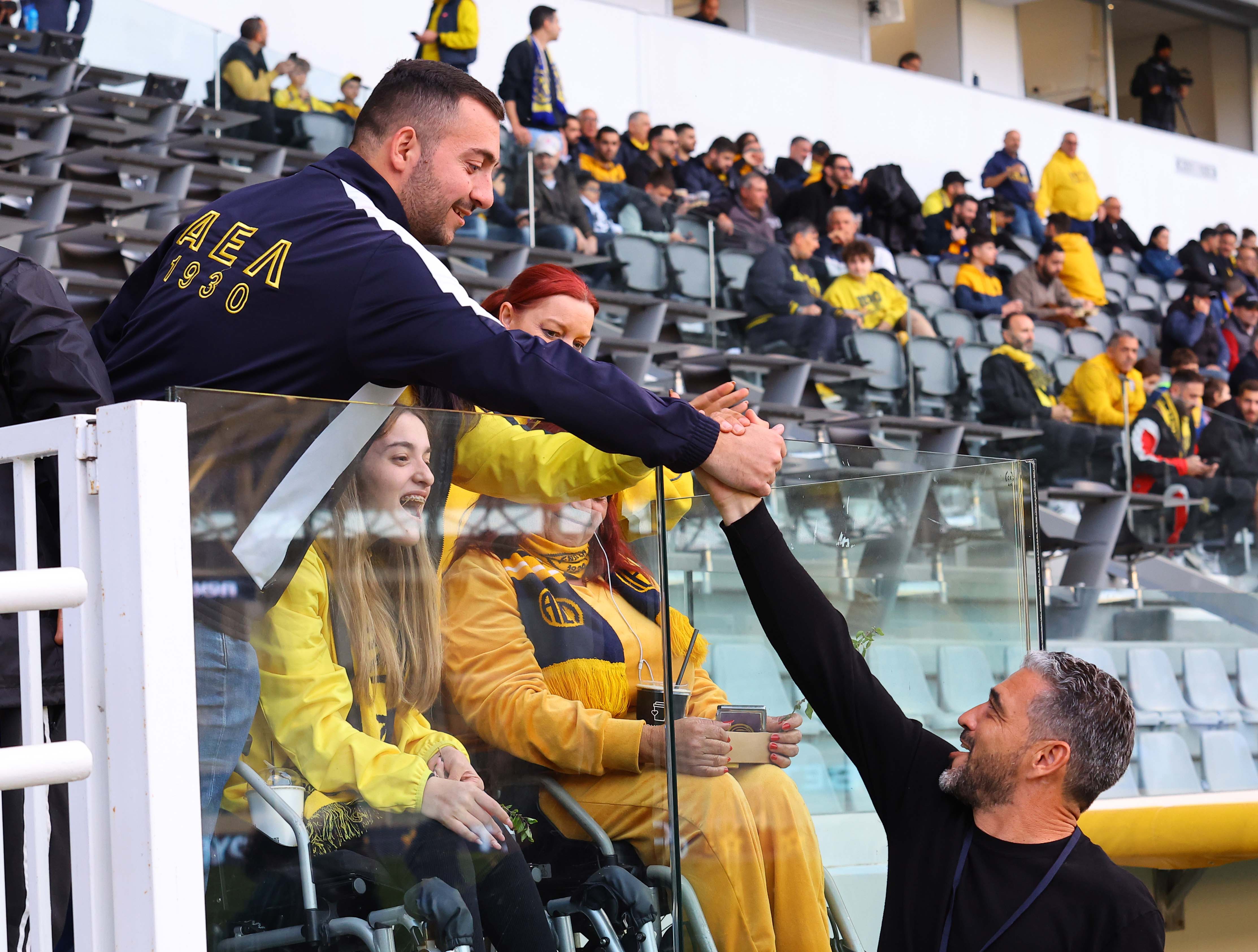 Όμορφη κίνηση από Μαρτίνς - Τι έκανε