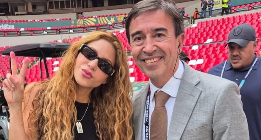 Μερακλής δημοσιογράφος, άφησε την μετάδοση για την… Σακίρα!