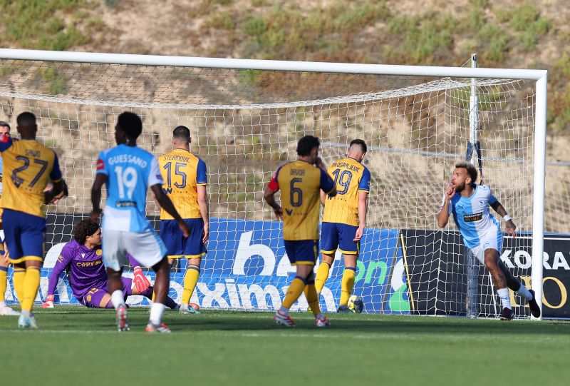 Το «όλοι σπίτι τους» είναι υπερβολή… 