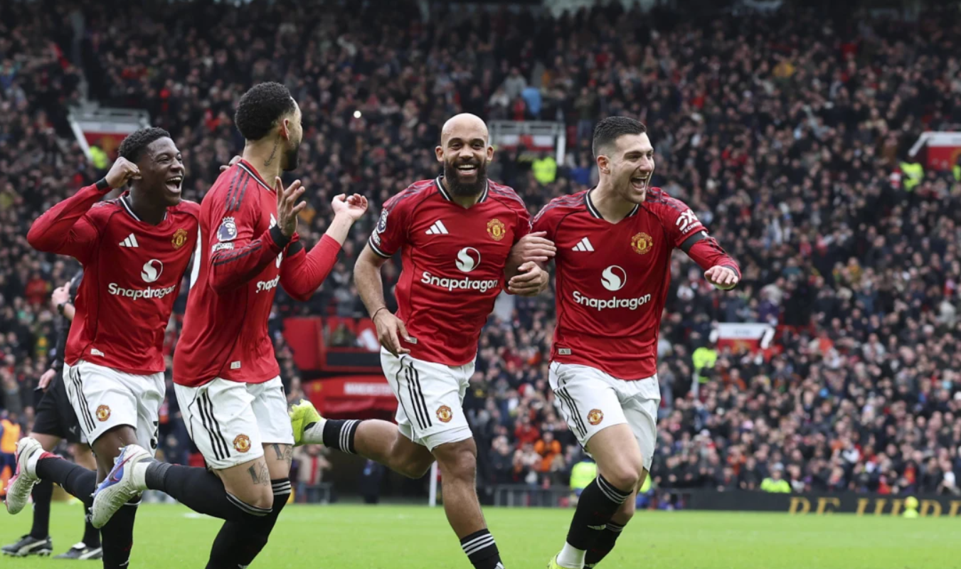 Η Γιουνάιτεντ δεν πείθει αλλά πάει για μεταγραφή που θα «σοκάρει» την Premier League και έχει να γίνει από το 1964