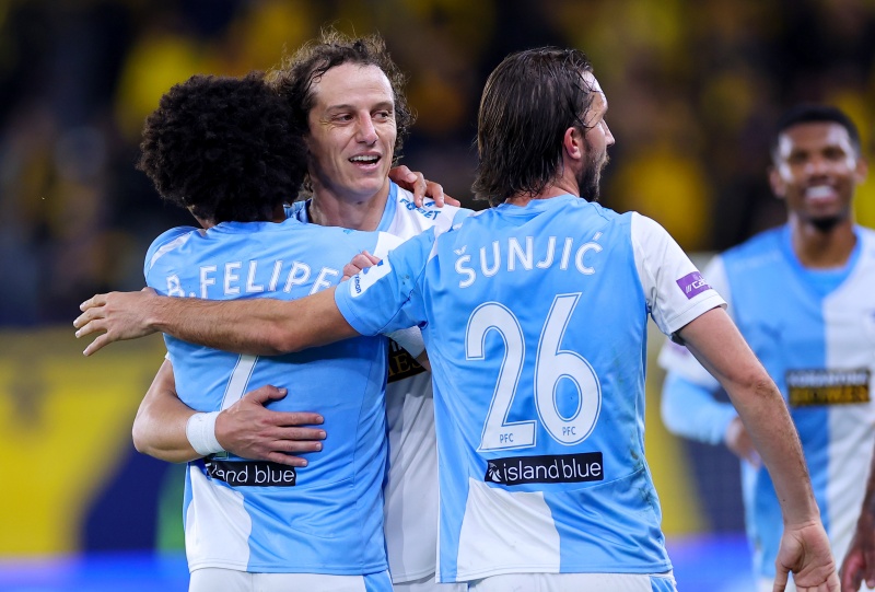 Αγωνία για βασικό παίκτη της Πάφου - Τραυματίστηκε, «έσφιξε τα δόντια» και συνέχισε αλλά... δεν άντεξε