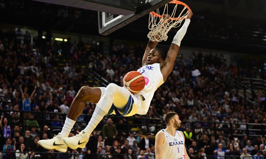 Πλήρωσε την αστοχία της και λύγισε στο φινάλε από το Μαυροβούνιο η Ελλάδα