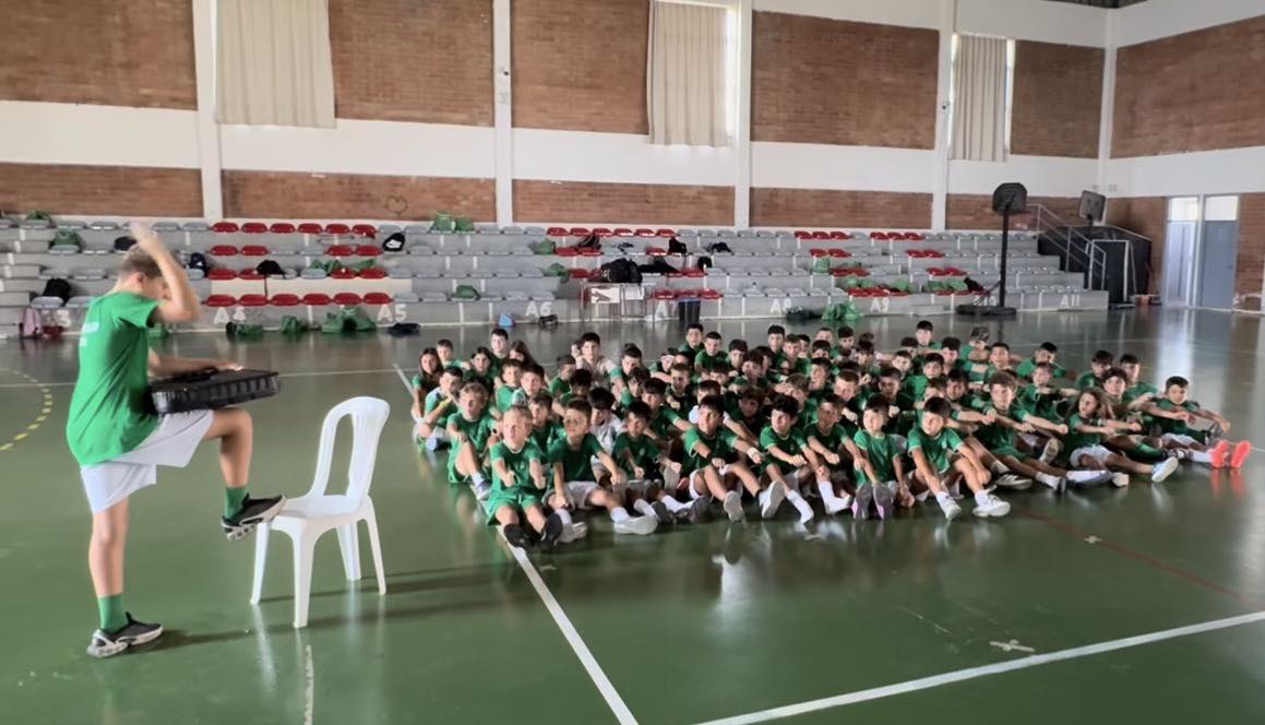 Ομόνοια: Η Ακαδημία «υποκλίθηκε» στον Μπεργκ με πανηγυρισμό... Βίκινγκς! (ΒΙΝΤΕΟ)
