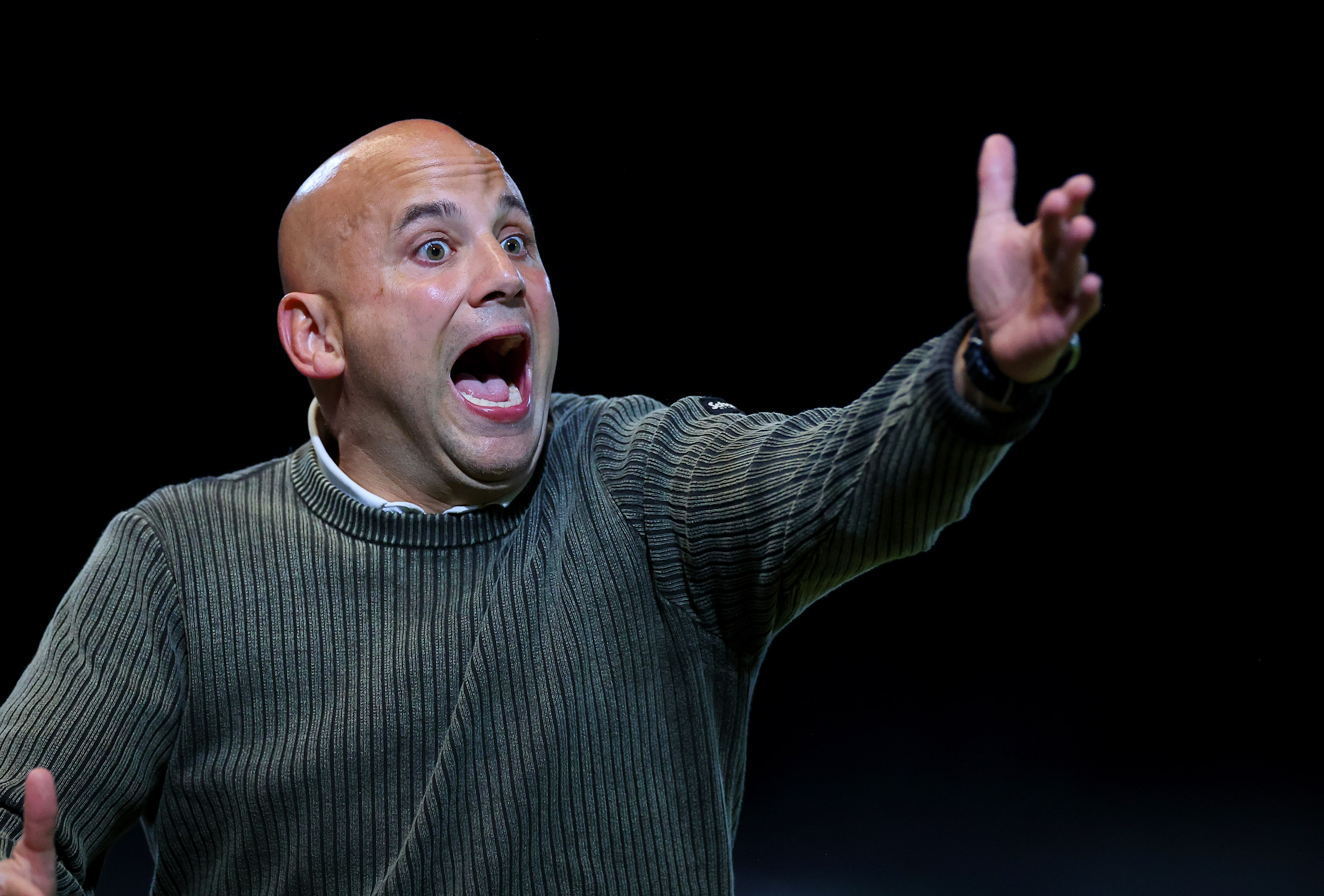 Κλασικός... Χάβι Ροθάδα - ΦΩΤΟΓΡΑΦΙΕΣ