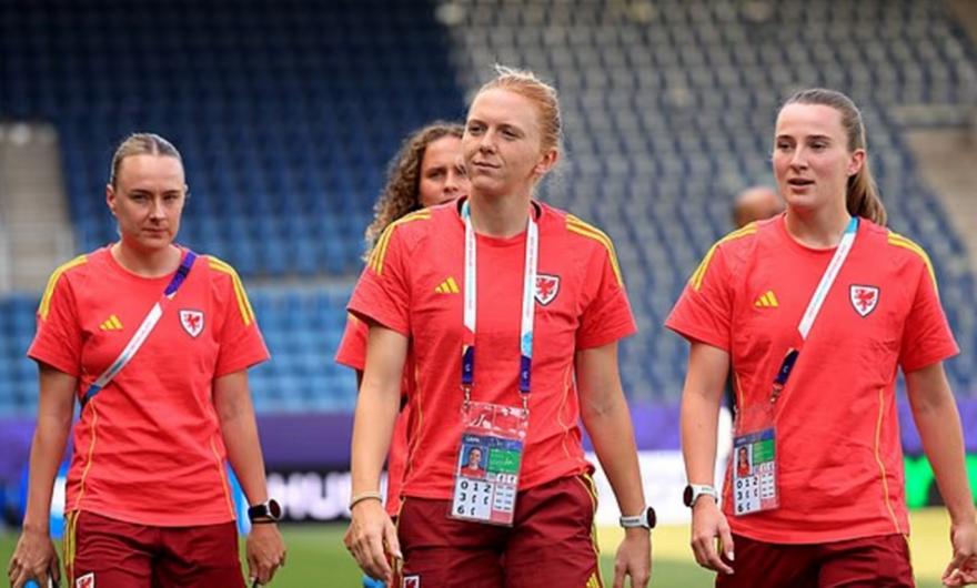Τροχαίο για την εθνική ομάδα γυναικών της Ουαλίας πριν το ματς με τις Γαλλίδες!