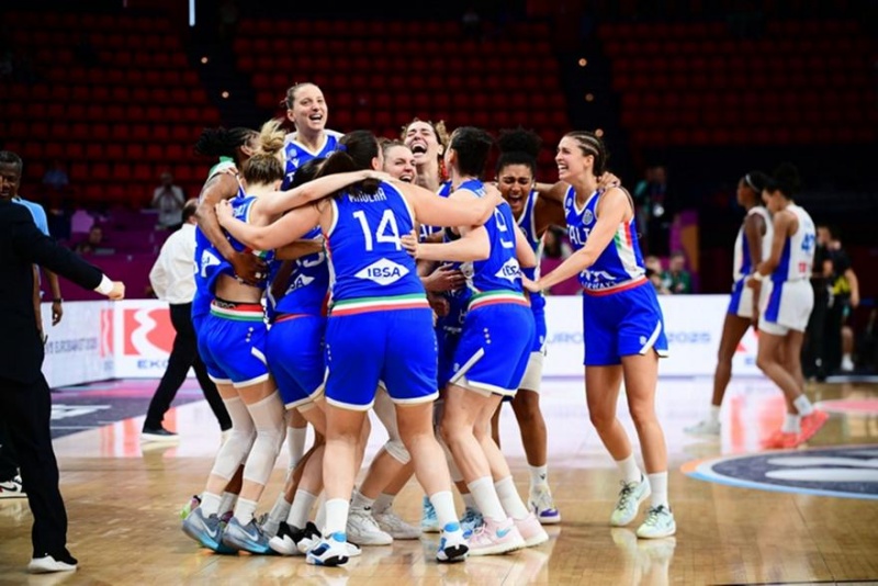 Eurobasket Γυναικών: Στο βάθρο μετά από 30 χρόνια η Ιταλία, νίκησε στον μικρό τελικό τη Γαλλία