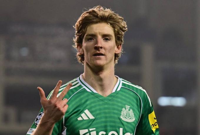 Ιστορικό ρεκόρ: Τέσσερα γκολ σε ένα ημίχρονο