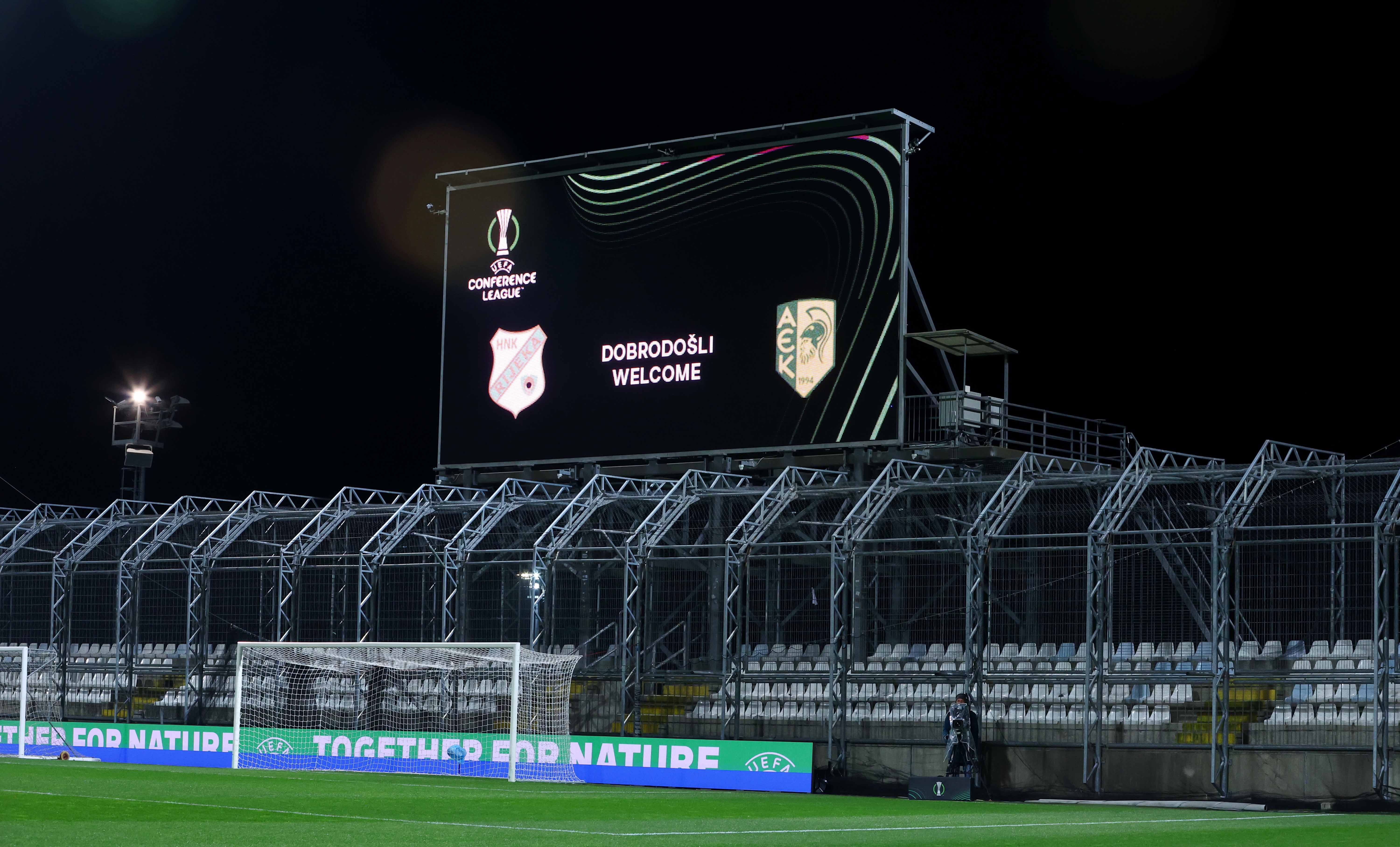 Οι ΑΕΚτζήδες στο «κλουβί»! (ΦΩΤΟΓΡΑΦΙΕΣ)