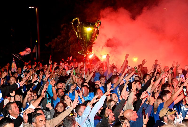Σούπερ Μάης!