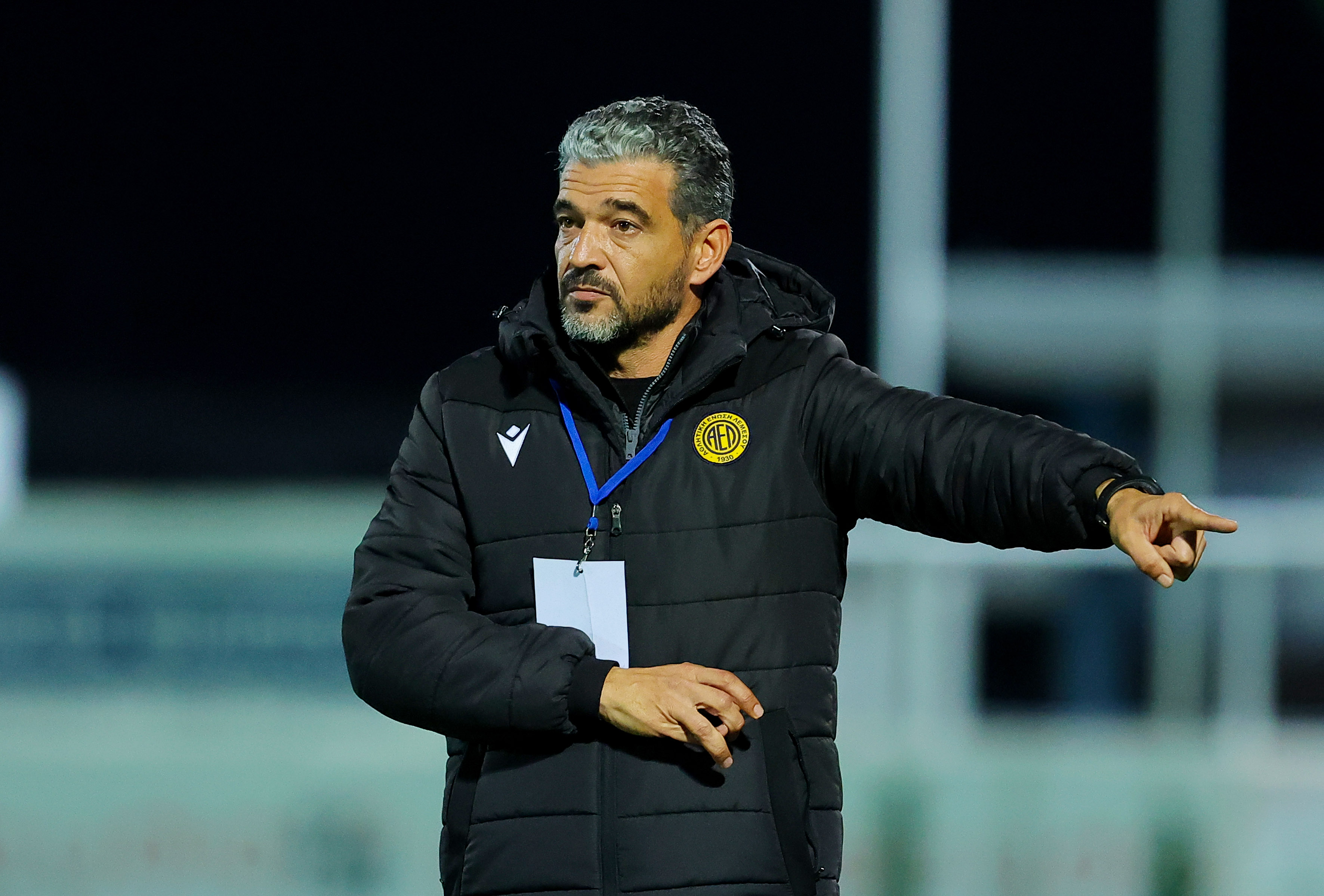 MAΡΤΙΝΣ: «Οι ποδοσφαιριστές μας... πολέμησαν»