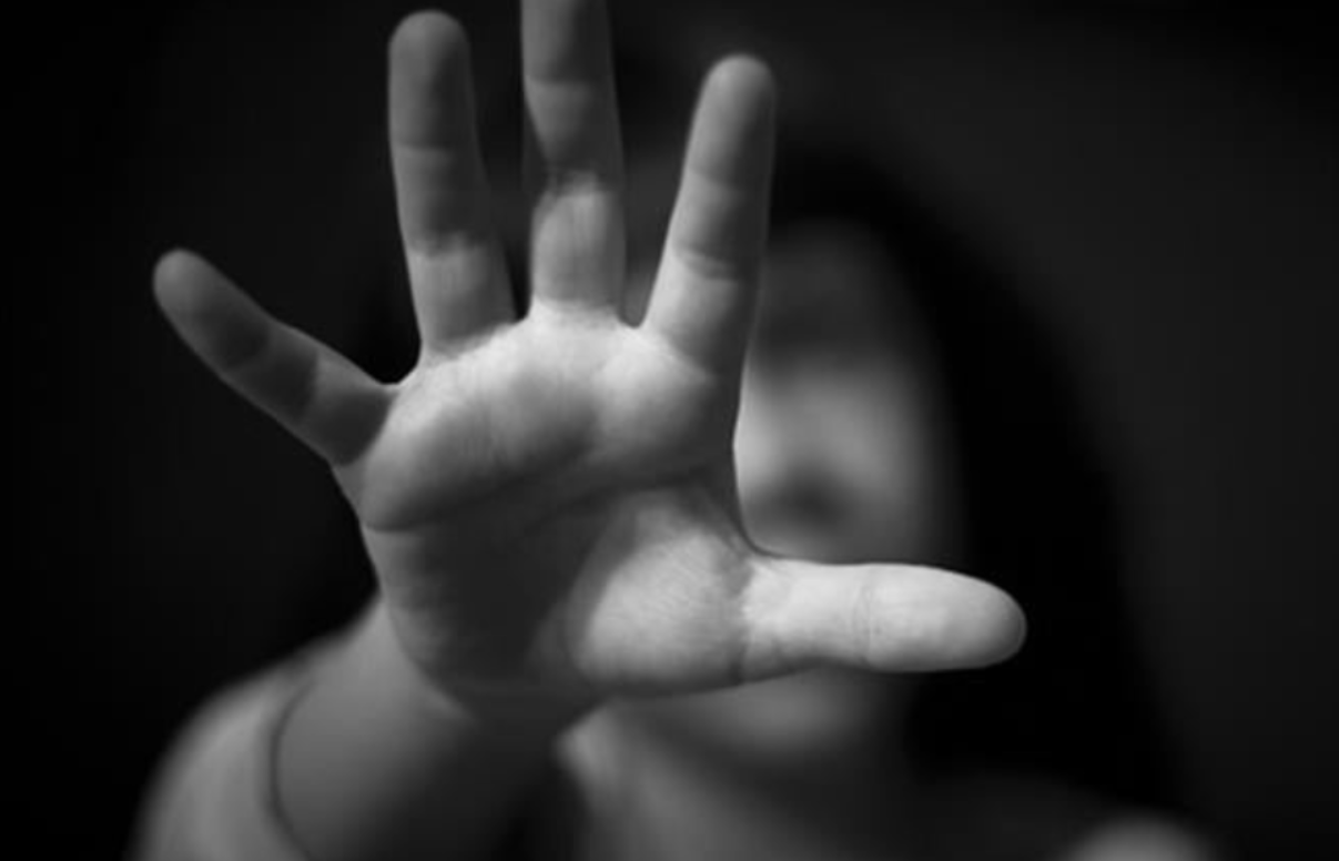 Κακοποίηση τεσσάρων παιδιών στη Λάρνακα: Παραδέχθηκαν ενοχή οι γονείς στην υπόθεση που συγκλόνισε την Κύπρο